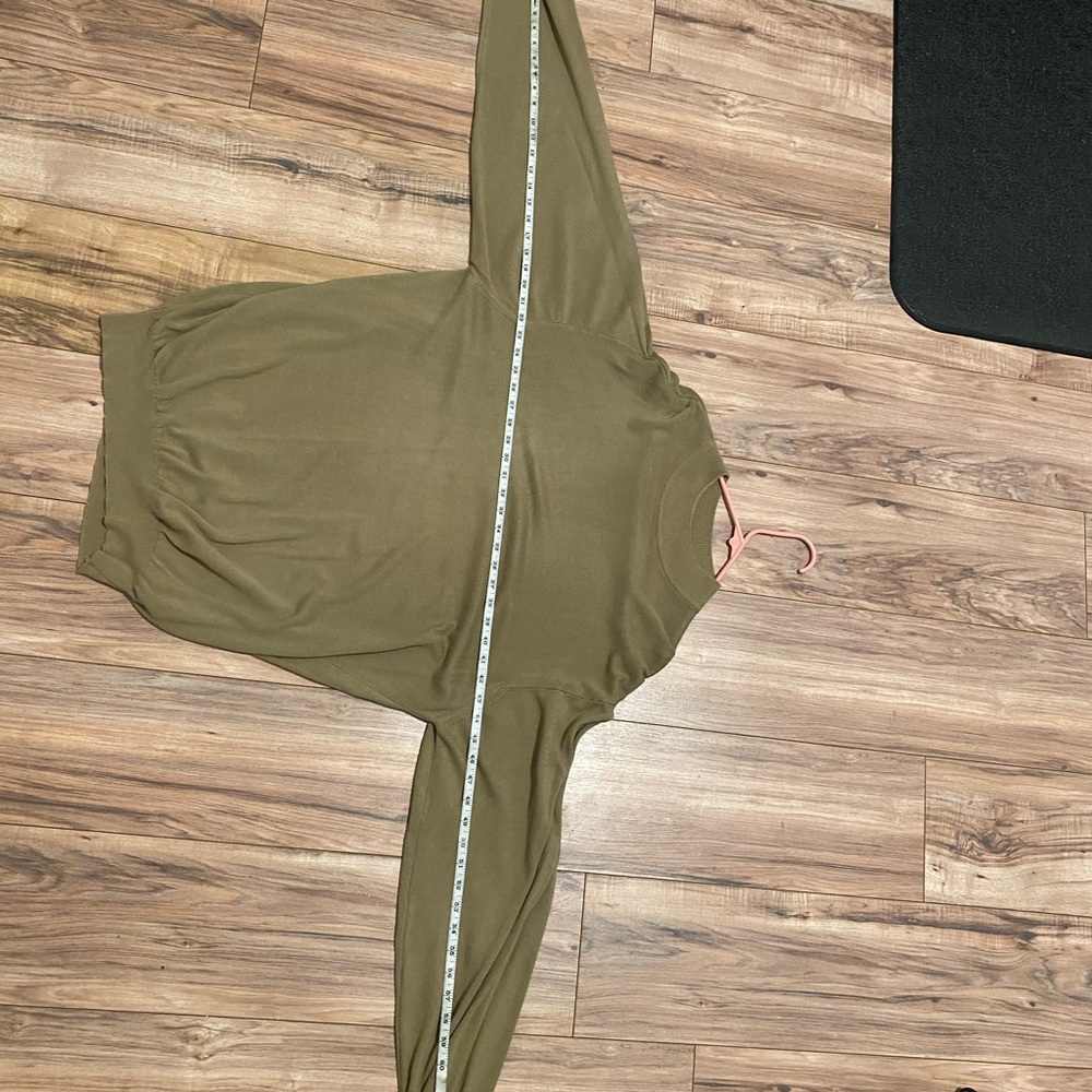 Men's Tan Sweater - Picture 5 of 5